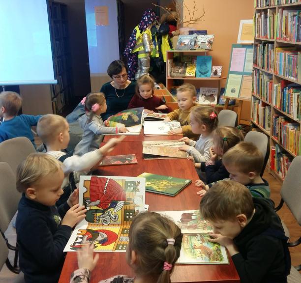 Vaikų poeto Martyno Vainilaičio poezijos rytmetis Vandžiogalos bibliotekoje