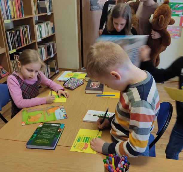 Ilgakiemio bibliotekos veiklos balandžio mėnesį