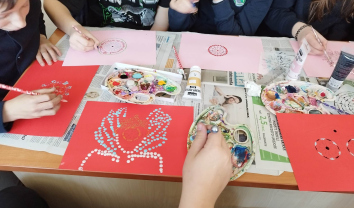 Meninio taškavimo edukacija Neveronių bibliotekoje