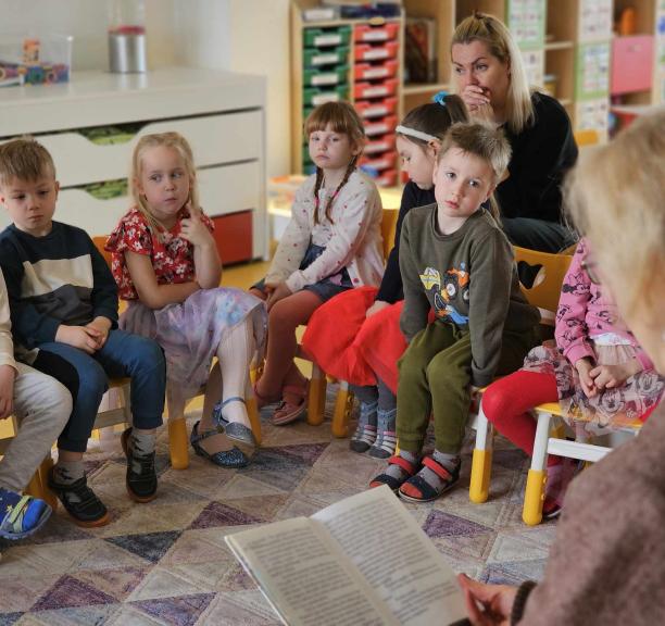 Balandžio mėnesio veiklos Neveronių bibliotekoje