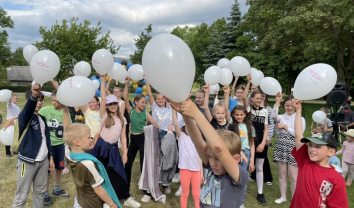 Latvijos dovana ir skelbiamos akcijos Babtų vaikų gynimo dienos šventėje