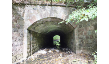 Kauno tvirtovės tiltų per Marvelės upelį su kelio atkarpa komplekso pirmas tiltas per Marvelės upelį